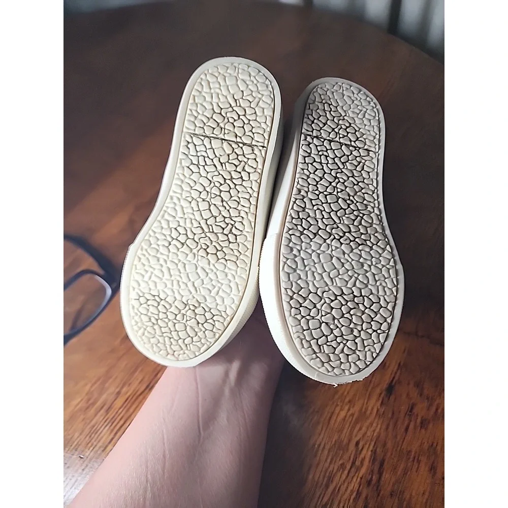 Oak 2T Tan Michael Kors Toddler/Children Shoes  Size 8 toddler